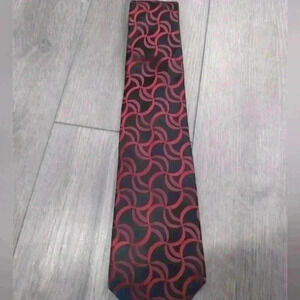 Pierre Cardin  100% silk tie